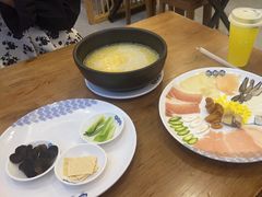 -桥香园云南过桥米线(红龙井店)