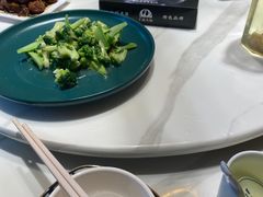 -南京金牛湖巨碗鱼头