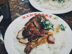 油鸡拼黑椒烧鸭饭-陈光记烧腊店(罗保博士街店)