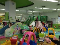 -孩子王童乐园(武汉永旺店)