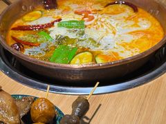 -洱火云南酸菜牛肉火锅(石景山当代商城店)