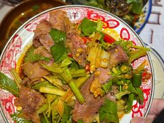 -耙吉吉川味小酒馆(本地人回头店)