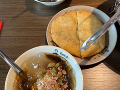 -肖四女乐山跷脚牛肉(南汇大学城生活广场店)