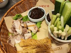 -闫府私房菜·百年鲁菜(恒隆店)
