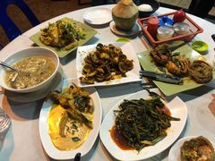 -量贩海鲜餐厅