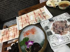 -景明轩•养生酸汤鱼火锅 云贵鲜菌 现舂野果酸汤(王寨小区店)