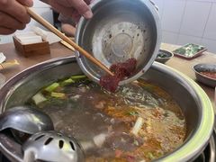-黑竹沟新场牛肉火锅