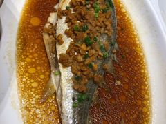 秘制豆酱煎黄鱼-功夫汤粤港餐厅(锦业路店)