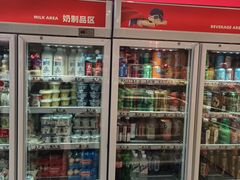 -赵一鸣零食(广东佛山大沥镇嘉洲店)