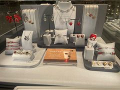 -HEFANG Jewelry何方珠宝(IFS店)