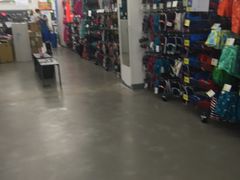 -迪卡侬(观山店)