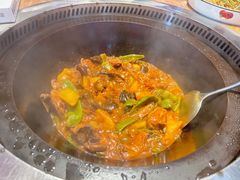 -山河屯铁锅炖·非遗东北菜(南山店)