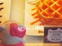 -Hello Kitty Cafe(弘大店)