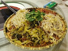 海南粉-琼菜坊·无鸡不成宴·海南菜老爸茶糟粕醋(海口骑楼老街店)