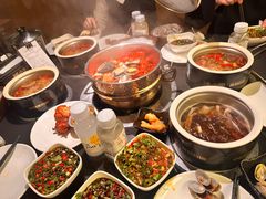 -钱小奴海鲜自助黑金店(杭州滨江龙湖店)