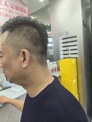 -MOVAN  HAIR莫凡匠人发型屋