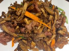 茶树菇牛柳-晚归月亮湾私家菜(临邑路店)
