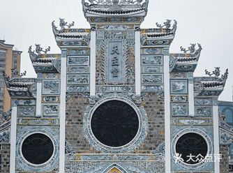 天主教1781年就已传入贵阳，次年底，中国神父孙本笃