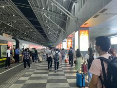 -肯德基(南京站A2检票口楼上)