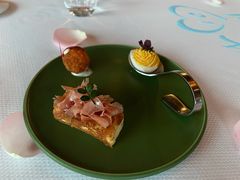 -岷山饭店·THE RIVER HOUSE西餐厅