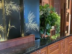 -八府香鸭·啫啫煲(华山路店)