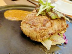 香煎菲力牛排配黑椒汁-红房子西菜馆(淮海中路店)