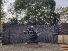 -上海市龙华烈士陵园