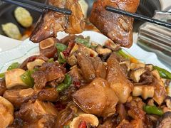 -丹水桥地锅鱼·翘嘴鲌·地方特色全鱼宴(丹江口大坝店)