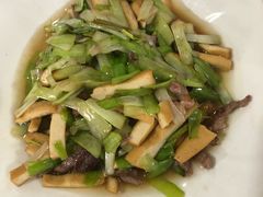 -领鲜土菜馆