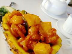 菠萝咕噜虾球-衡山汇·高级粤菜(霄云路店)