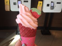-麦当劳(展览路店)