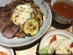 招牌牛肉poke饭-POKEE VIA&Brunch·维娅(重庆来福士店)