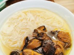 双菇面筋面-五观堂素食(新华路店)