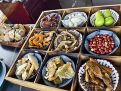 -野菌皇海景野生菌火锅(滨海大道店)