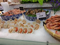 -川骄海鲜自助(王府井奥莱UP TOWN店原世界之花店)