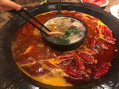 牛油鸳鸯锅-舒家大院重庆老火锅(纪念塔店)