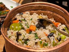 -一坐一忘云南菜(嘉里中心店)