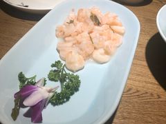 龙井虾仁-杭百味·大众精选杭帮菜(西湖音乐喷泉店)