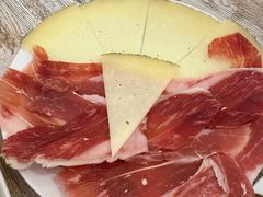 -火腿博物馆(马约尔广场店)