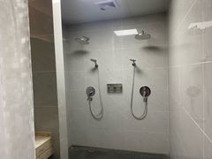 -英派斯健身旗舰店(海信国际中心馆)
