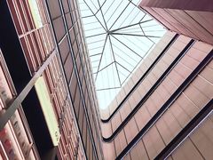 -上海虹桥中心爱琴海亚朵S酒店