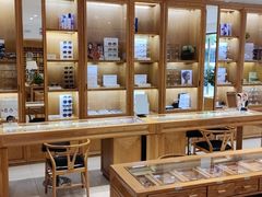 -宝丽眼镜(湖墅店)