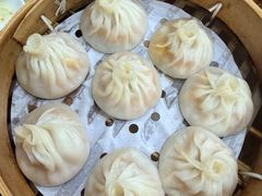 -莱莱小笼·乔艾