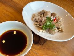 -侬佳蒸菜馆(听潮店)