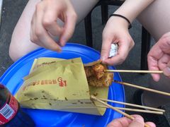 -小魏哥果仁烤面筋