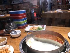 -龙记斑鱼火锅鲜切牛肉自助(红山路店)