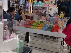 -泡泡玛特POPMART(侨福芳草地店)