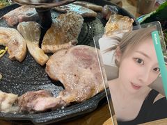 -江南猪肉商会无限续吃(弘大店)