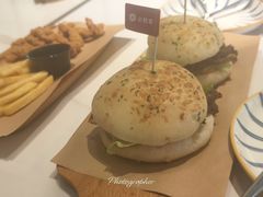 -必胜客(松雷店)