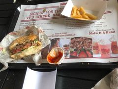 -The Habit Burger Grill 哈比特汉堡(爱琴海店)